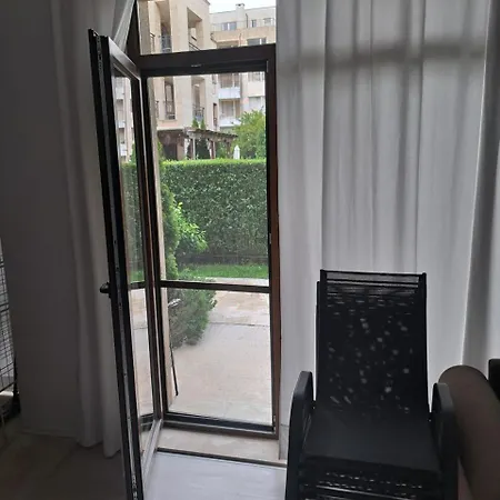 амара б3 студия Lägenhet Slăntjev Brjag