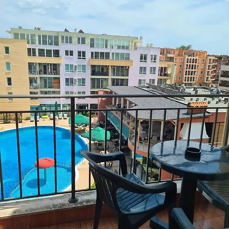 тристаен просторен с две отделни спални Hotel de apartamente *