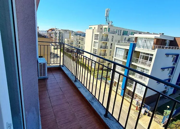 тристаен просторен с две отделни спални Appart hôtel *